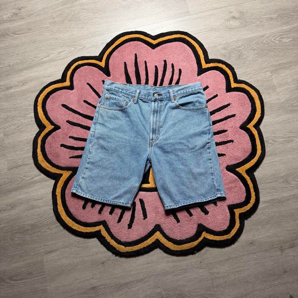 Vintage Y2K Levi’s 505 Regular Fit Denim Jean Shorts Jorts Size 36 Blue